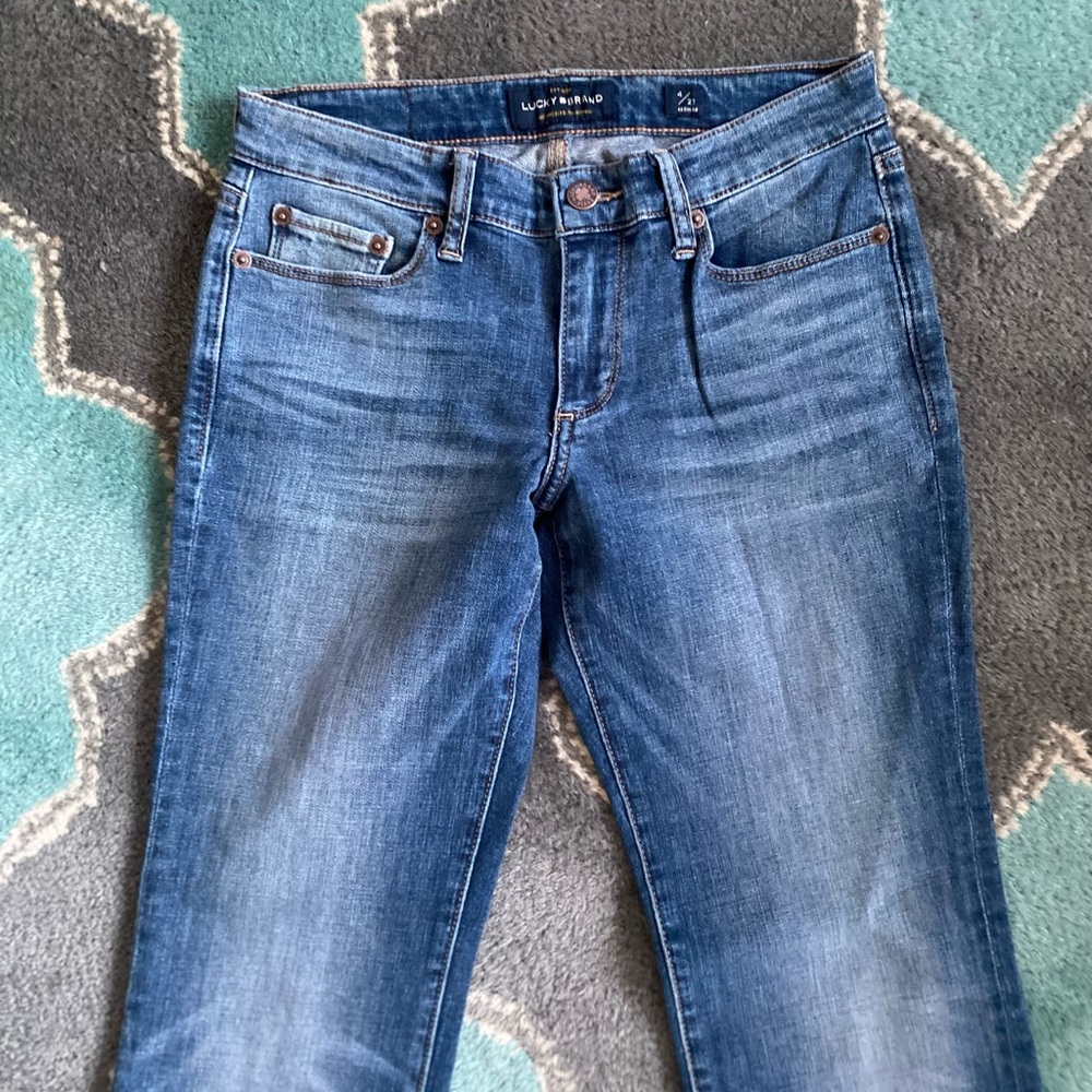 Lucky Brand Straight Jeans 4/27 Distressed Blue Denim 5 Pocket VGUC